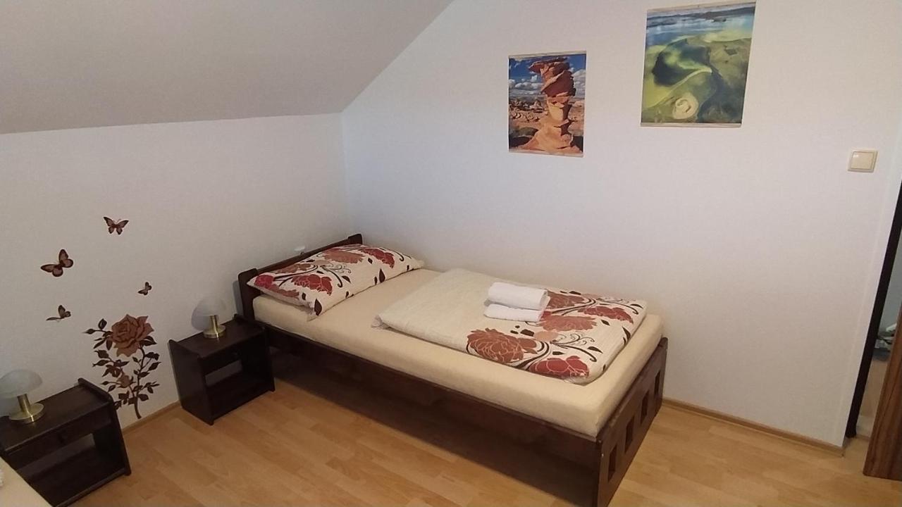 Apartman U Spycharu Bile Policany Ngoại thất bức ảnh