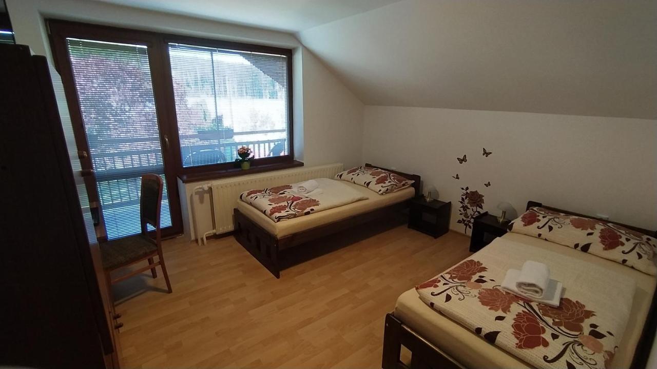 Apartman U Spycharu Bile Policany Ngoại thất bức ảnh