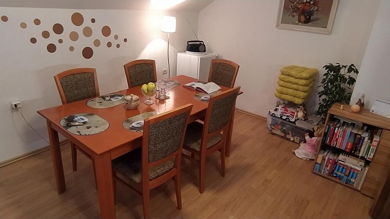 Apartman U Spycharu Bile Policany Ngoại thất bức ảnh
