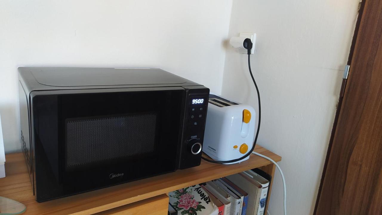 Apartman U Spycharu Bile Policany Ngoại thất bức ảnh